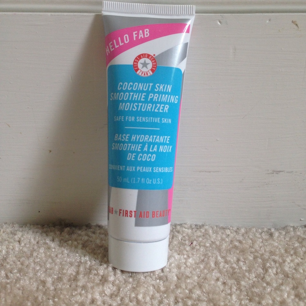 FAB coconut skin smoothie primer