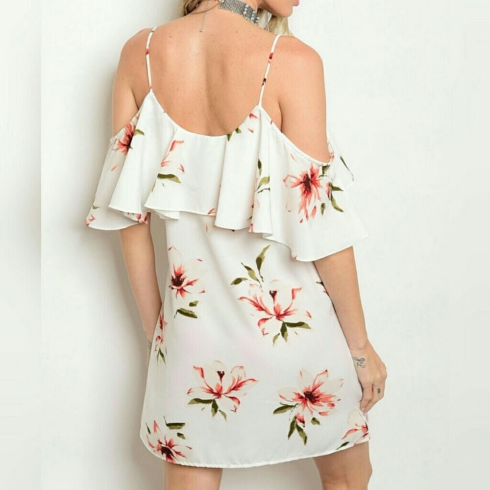 Floral Dress! - Picture 2 of 4