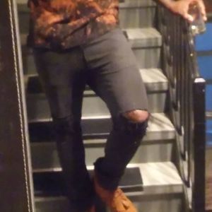 Meet your Posher, Jouels