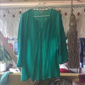 Nice Sophisticated shirt. Perfect for work