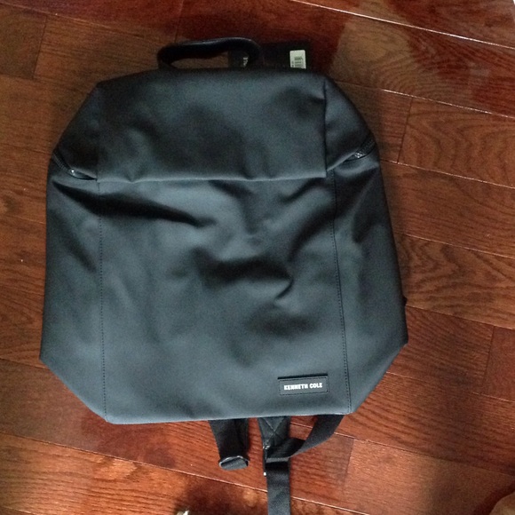 KENNETH COLE BACKPACK