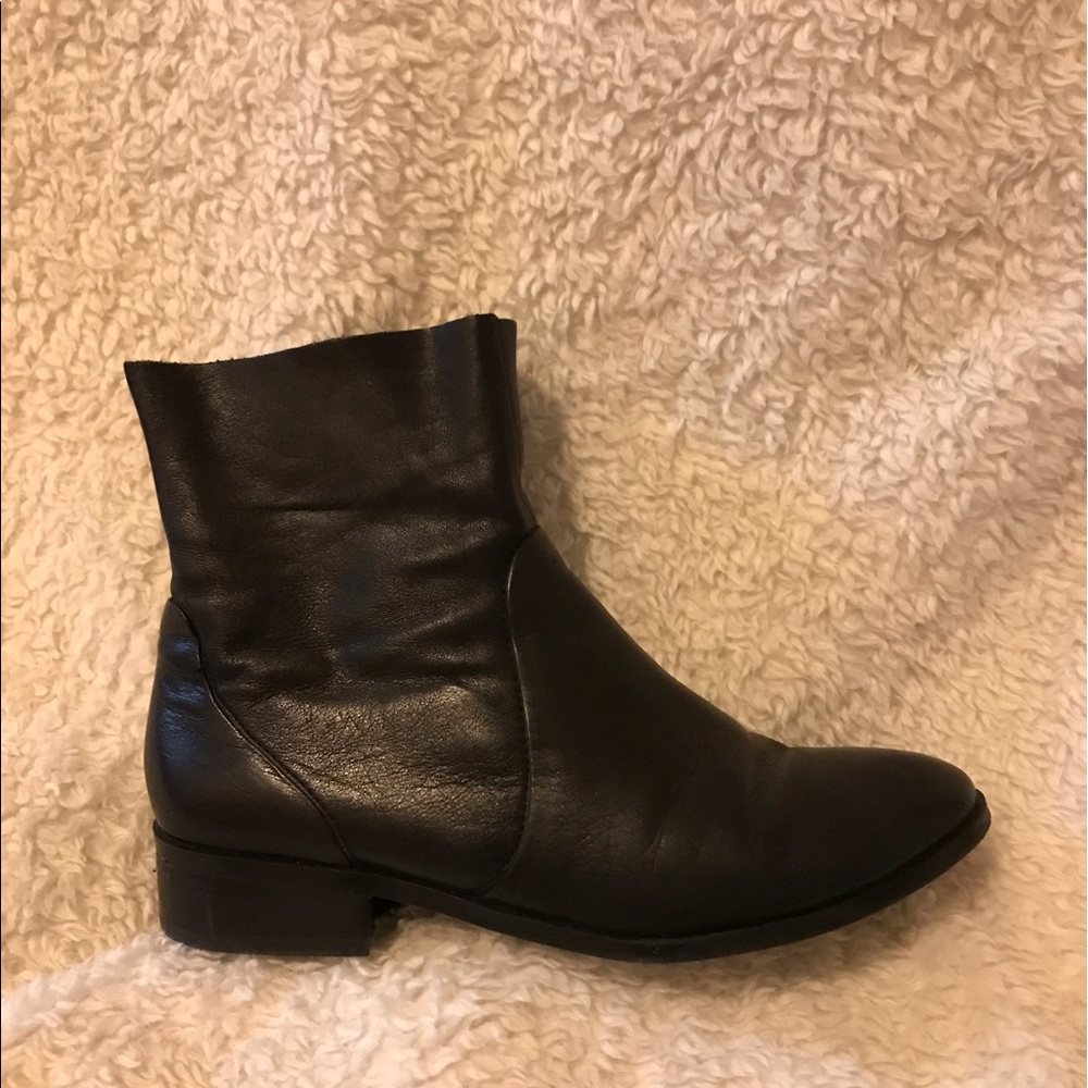 ALDO chelsea boots black size 6.5!