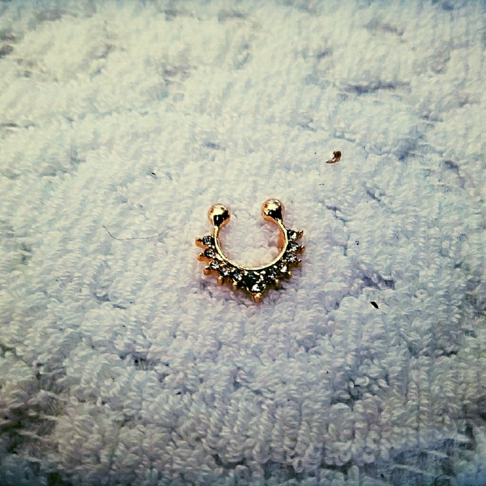 Non pierced gold plated lip/nose ring(gold)