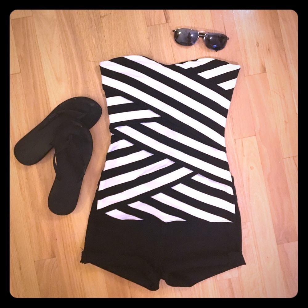 White House Black Market strapless top