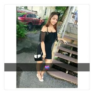 Meet your Posher, Danicel