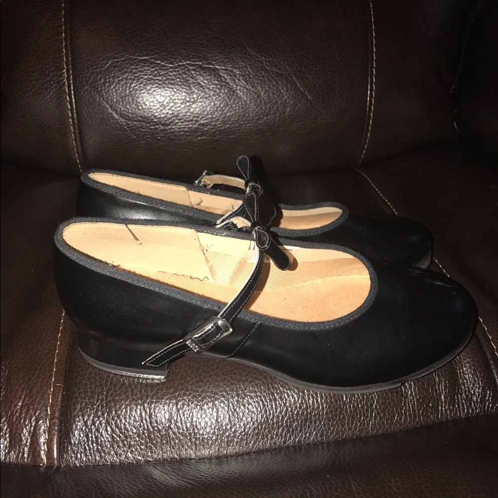 Bloch women’s tap dance shoes. Worn once size 7.5