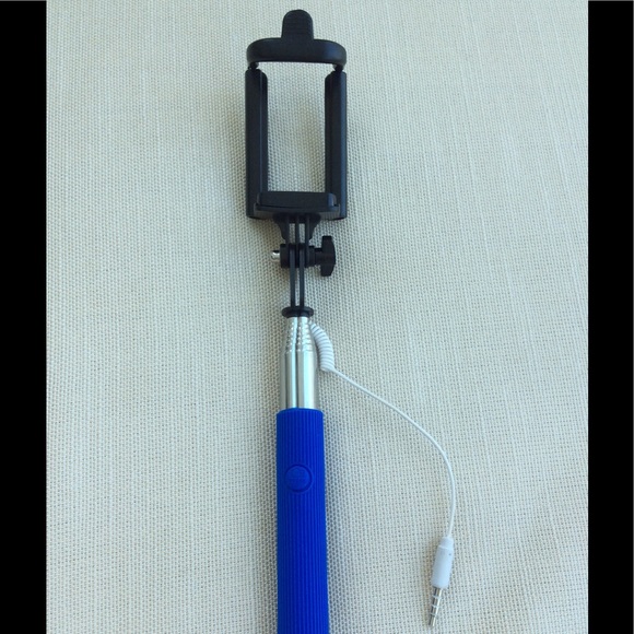 Gift with Purchase - Picture 2 of 4