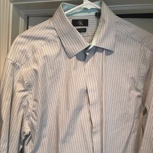 Calvin Klein 17 36/37 blue/green/gray Like New