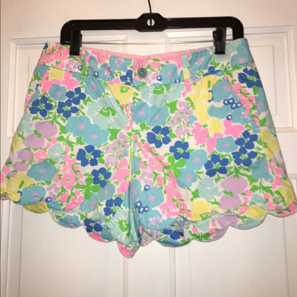 Lilly Pulitzer Buttercup Shorts Size 6
