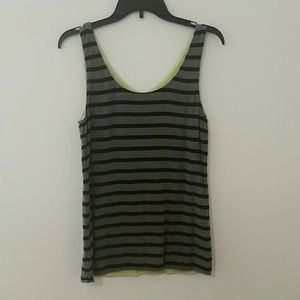 Reversible tank - 4 ways to wear!