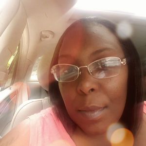 Meet your Posher, Nikkia