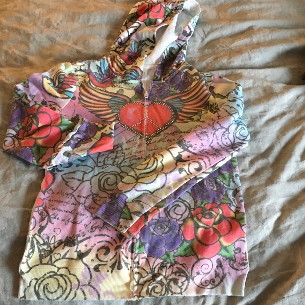 Hoodies and more hoodies! Graphic printed hoodie