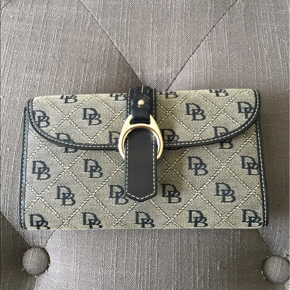 Dooney & Bourke Wallet