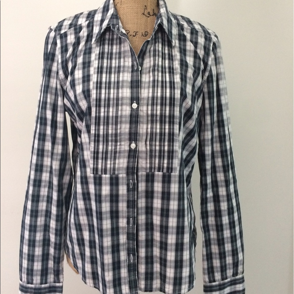 American eagle navy and white blouse NWOT