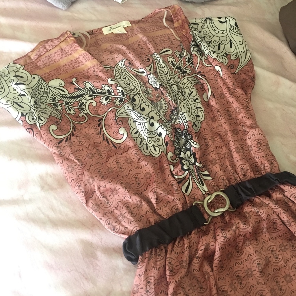 F21 - V-Neck Dress with Elastic Belt