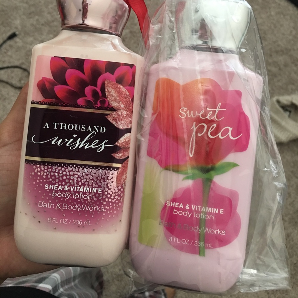 BATH AND BODY WORKS