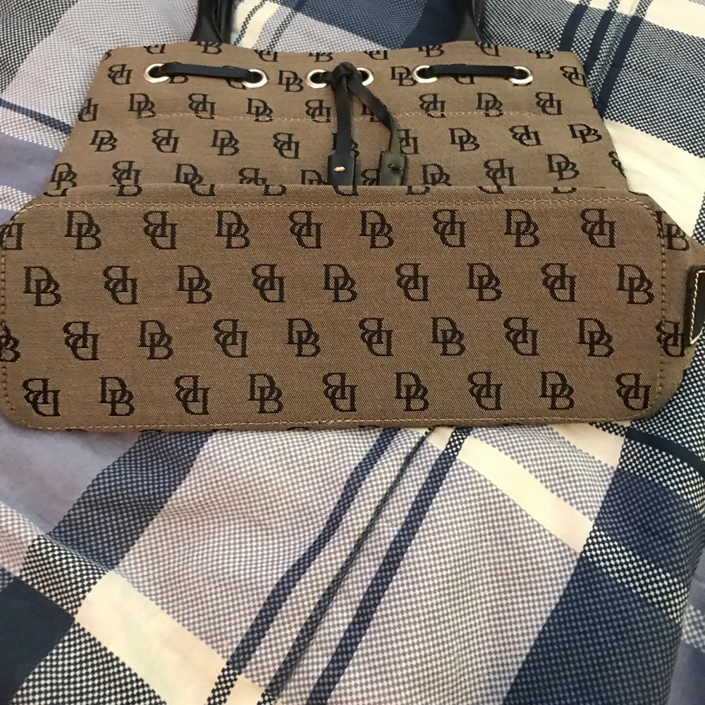 Vintage Dooney & Bourke handbag - Picture 6 of 6
