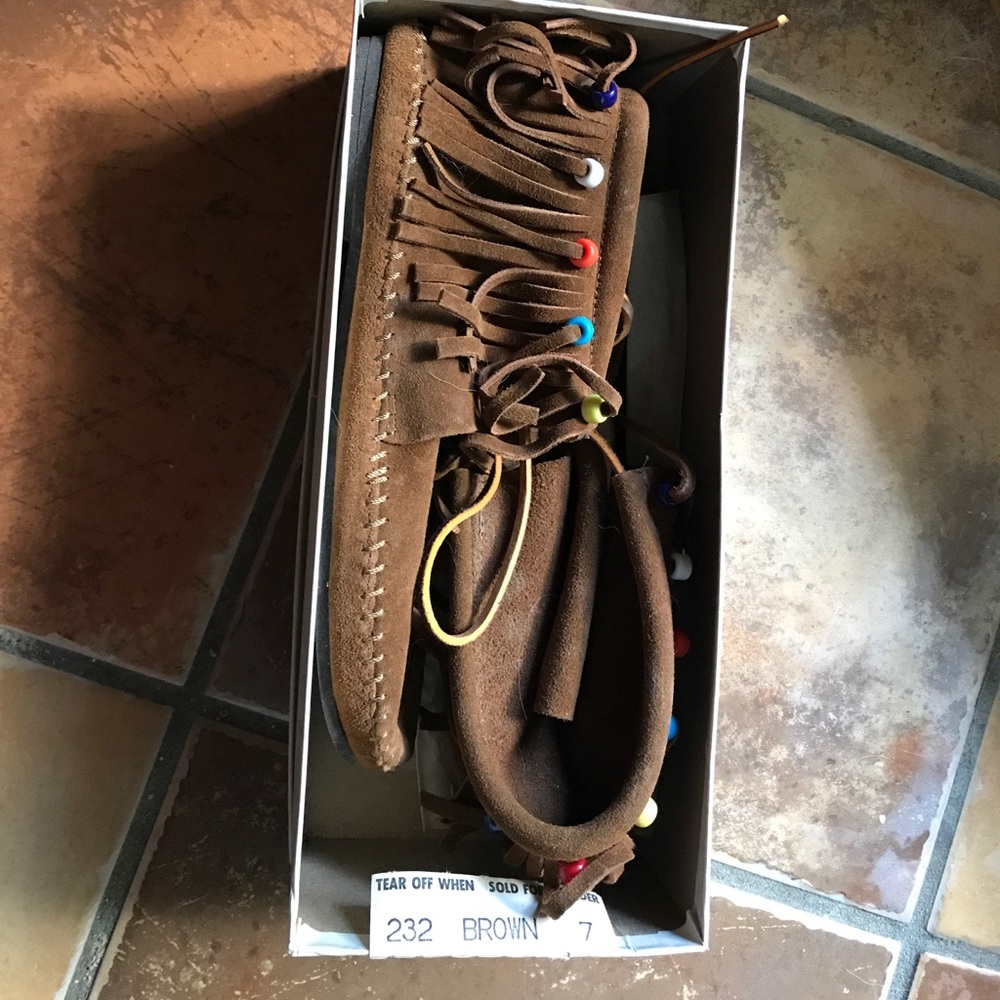 Minnetonka shoes. Size 7