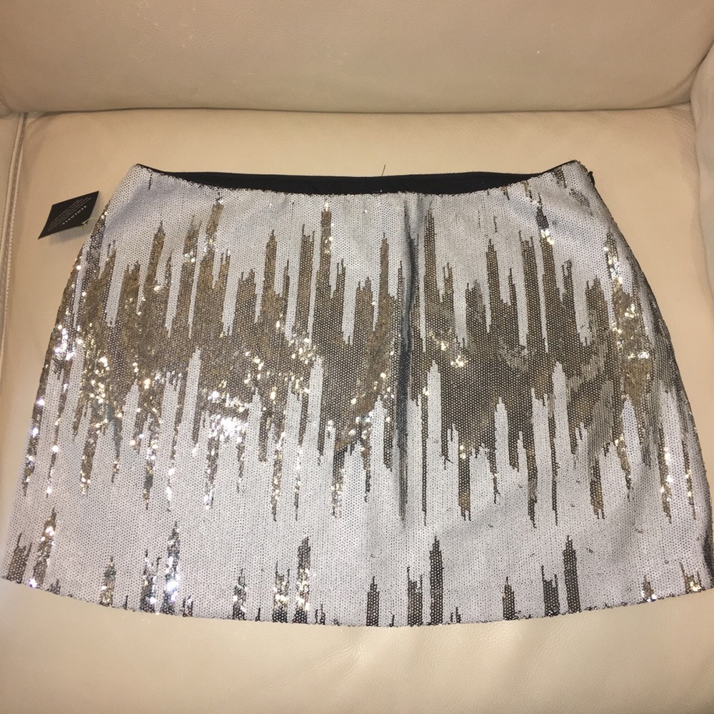 Sequin mini