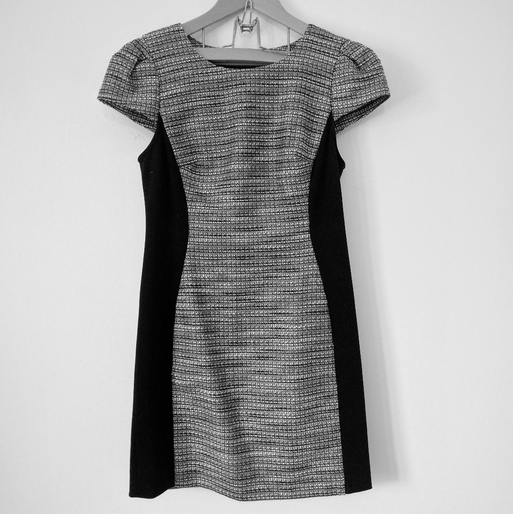 Moulinette Soeurs Cap Sleeve Hourglass Dress