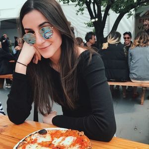 Meet your Posher, Annie