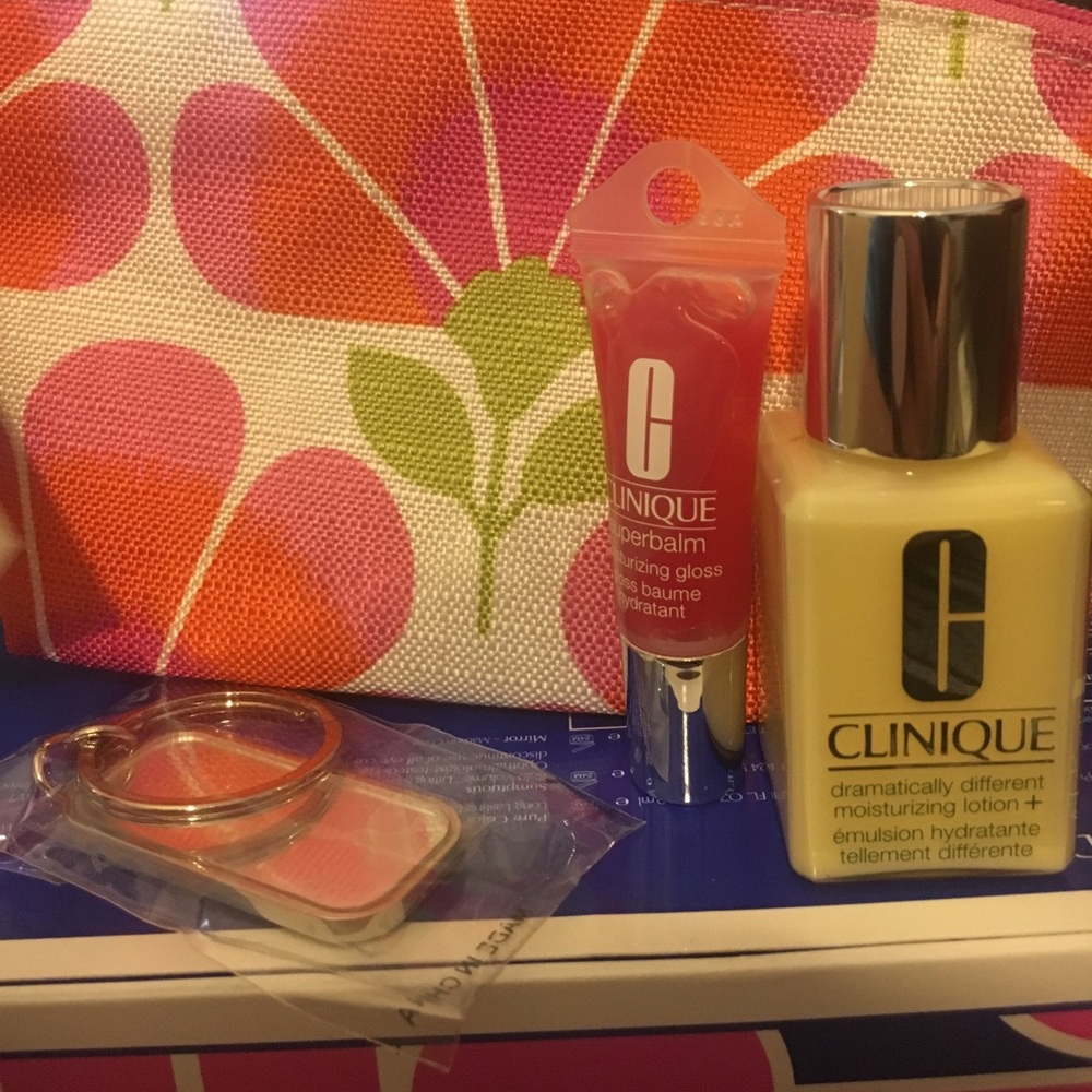 Clinique mini set with keychain NWT