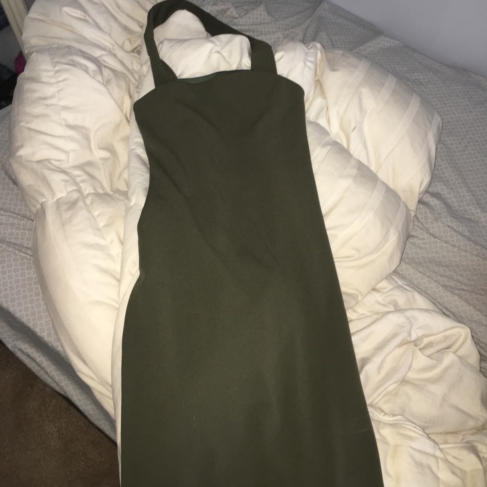 Green tight midi dress with choker attached
