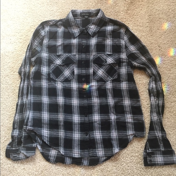 Love Tree Tops - Shirt, Black Flannel 90’s Grunge