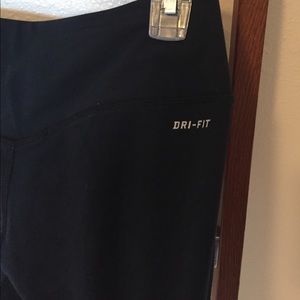 Nike Sinched Leg Athletic Capri