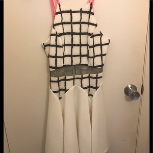 White and black skater mesh dress (New)