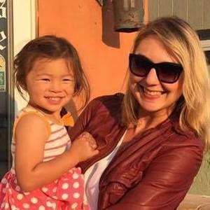 Meet your Posher, Laurie