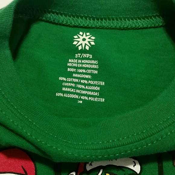 Used Free Gift Holiday Santa Shirt Super cute - Picture 4 of 4