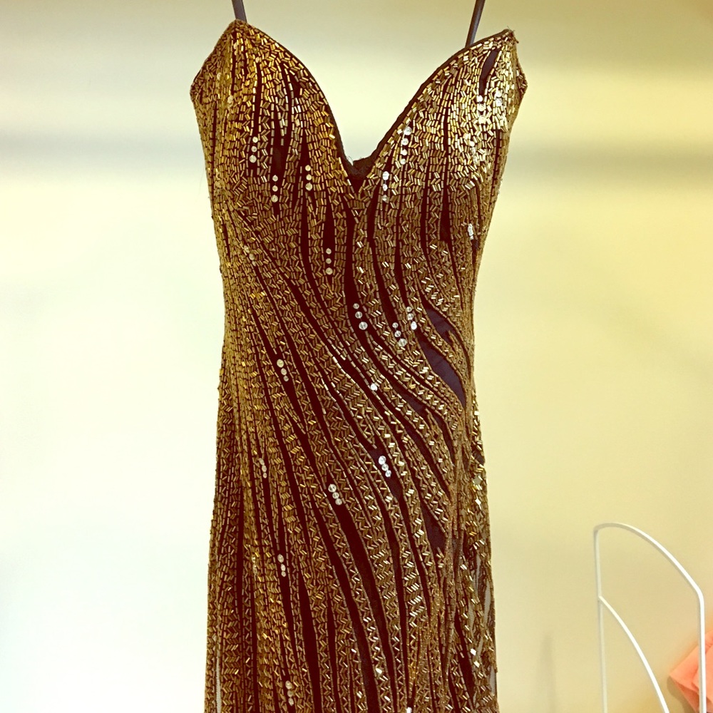 Bob Mackie 1982 Black Fully Beaded Gown - Timeless