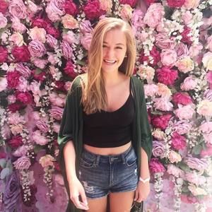 Meet your Posher, Anna