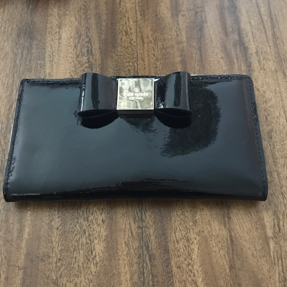 Kate Spade NWOT Black Wallet