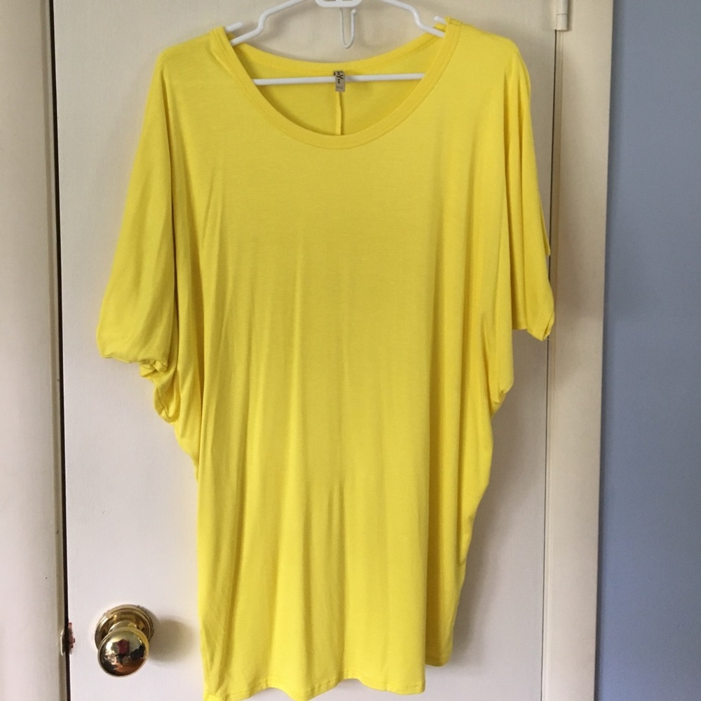 Yellow short sleeve