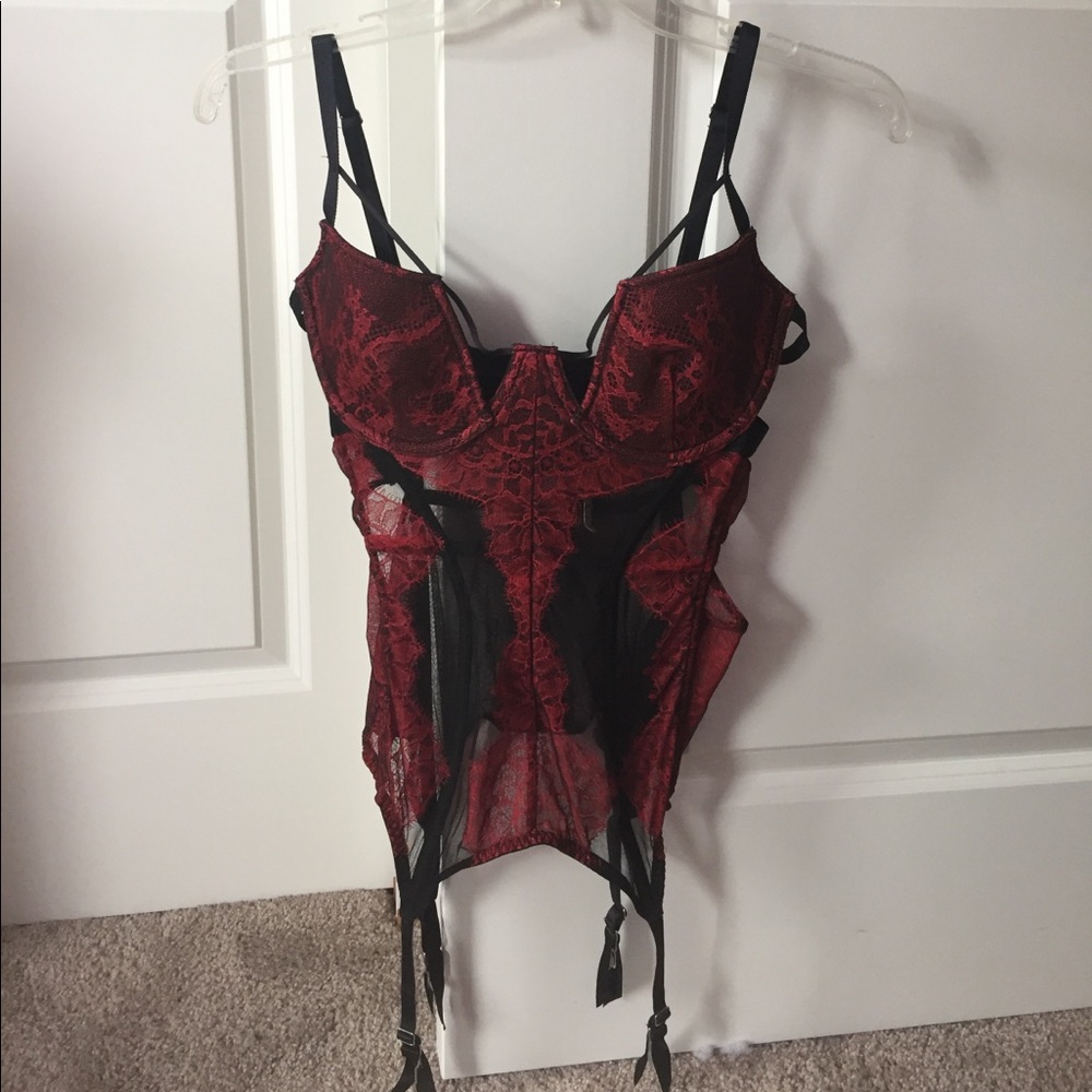 Victoria's Secret Lace & Mesh bustier with garters