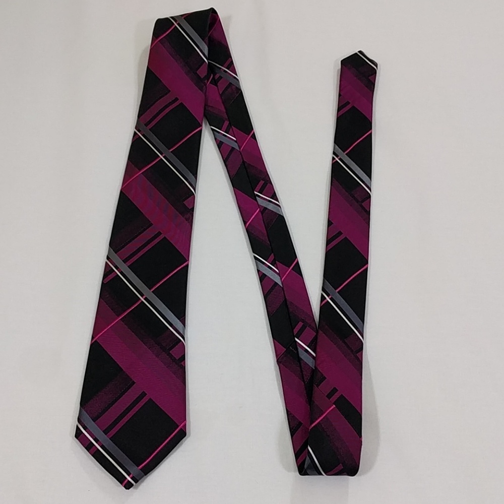 Men's tie pink