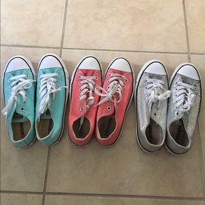 Converse tennis shoes