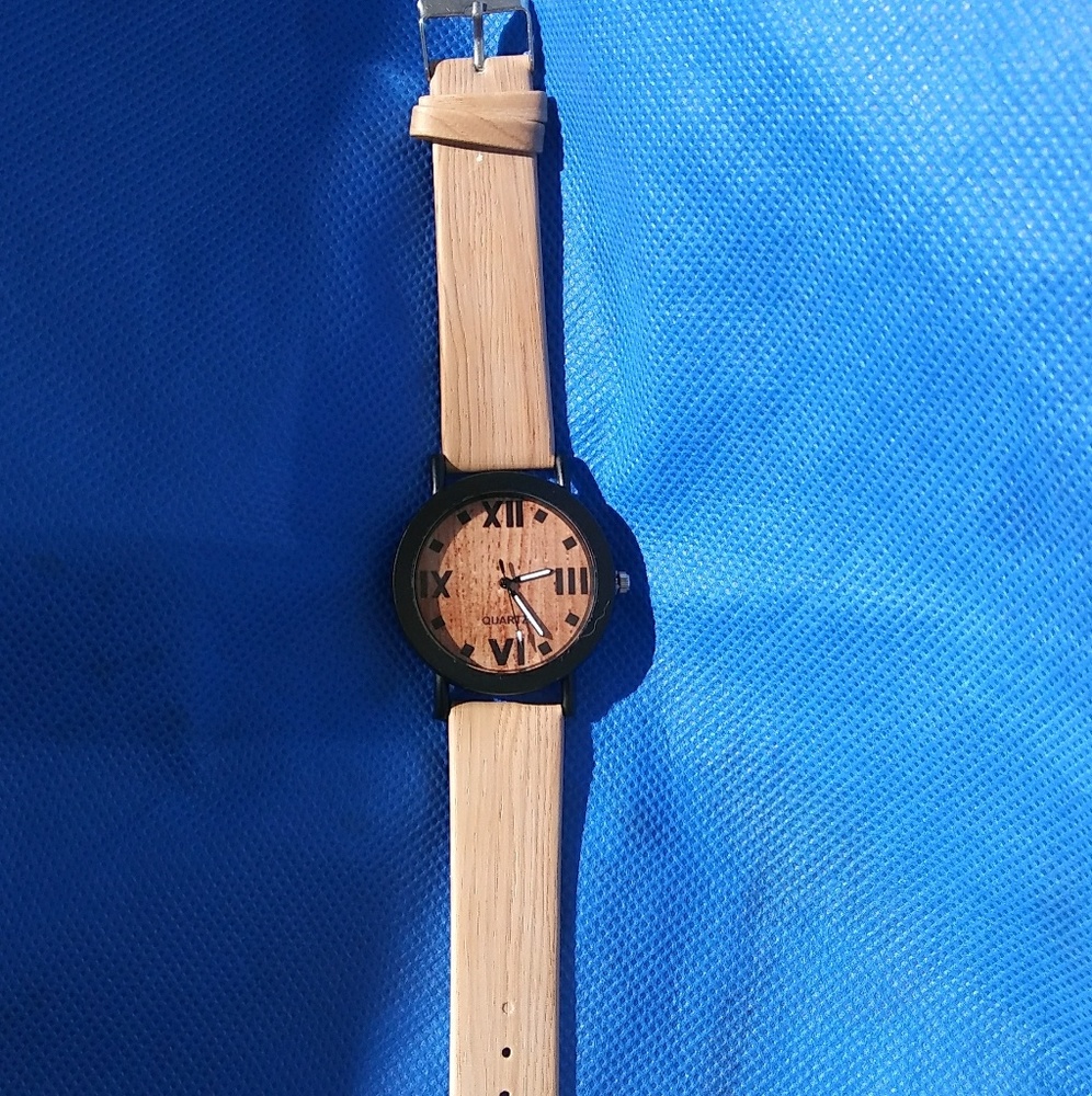 Wood Grain Style Watch