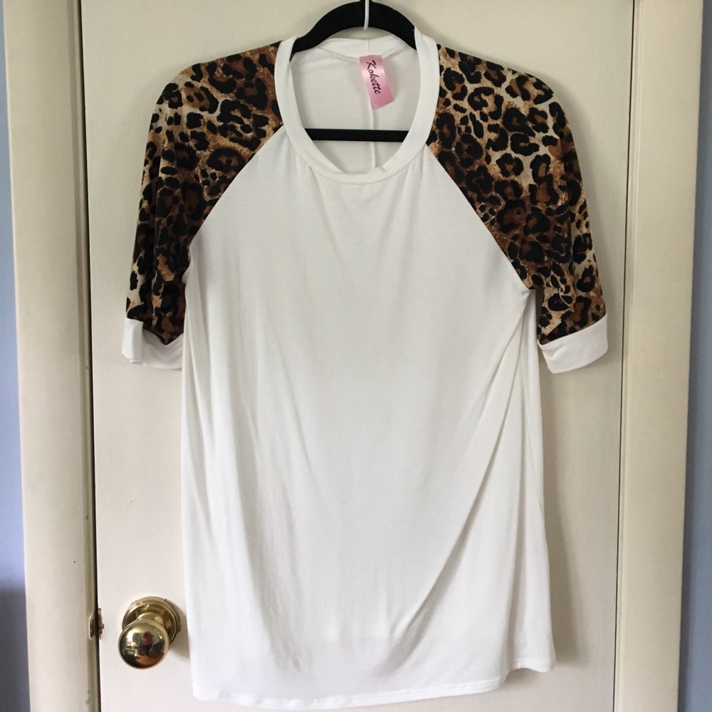 Leopard print top