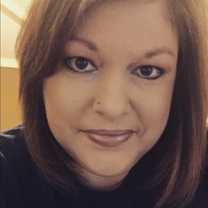 Meet your Posher, Terah