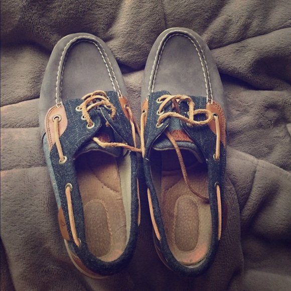 Gray and blue sperrys - Picture 1 of 1