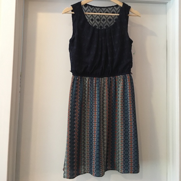 Dresses & Skirts - Super cute navy top, multi-color bottom sundress!