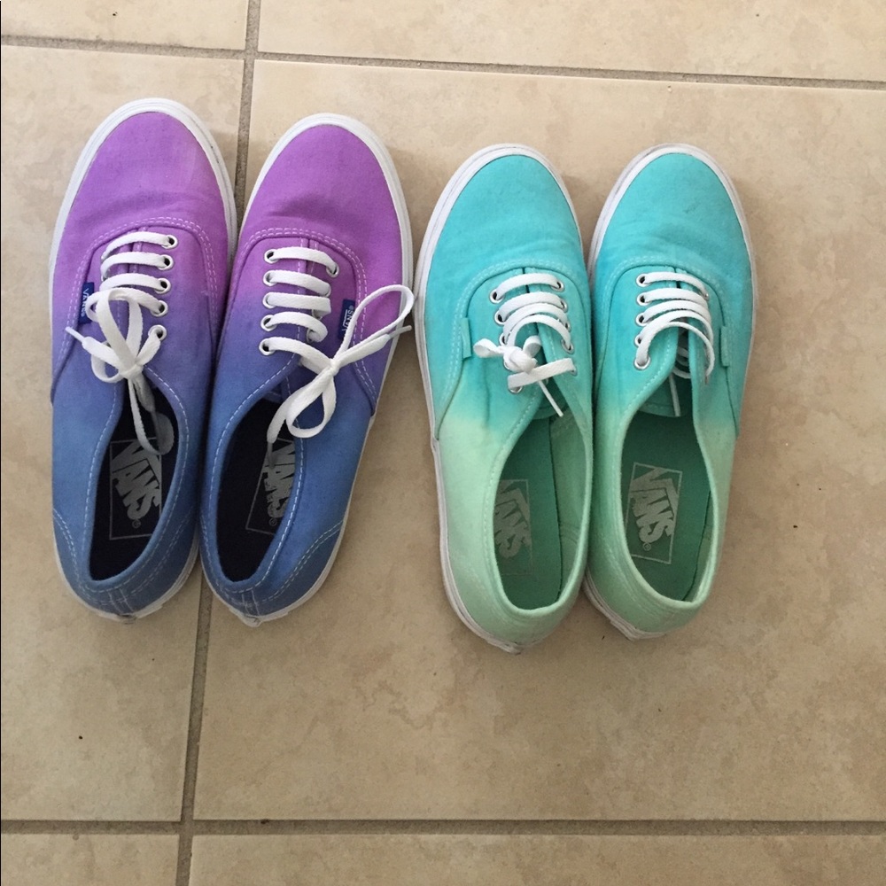 Vans tennis shoes
