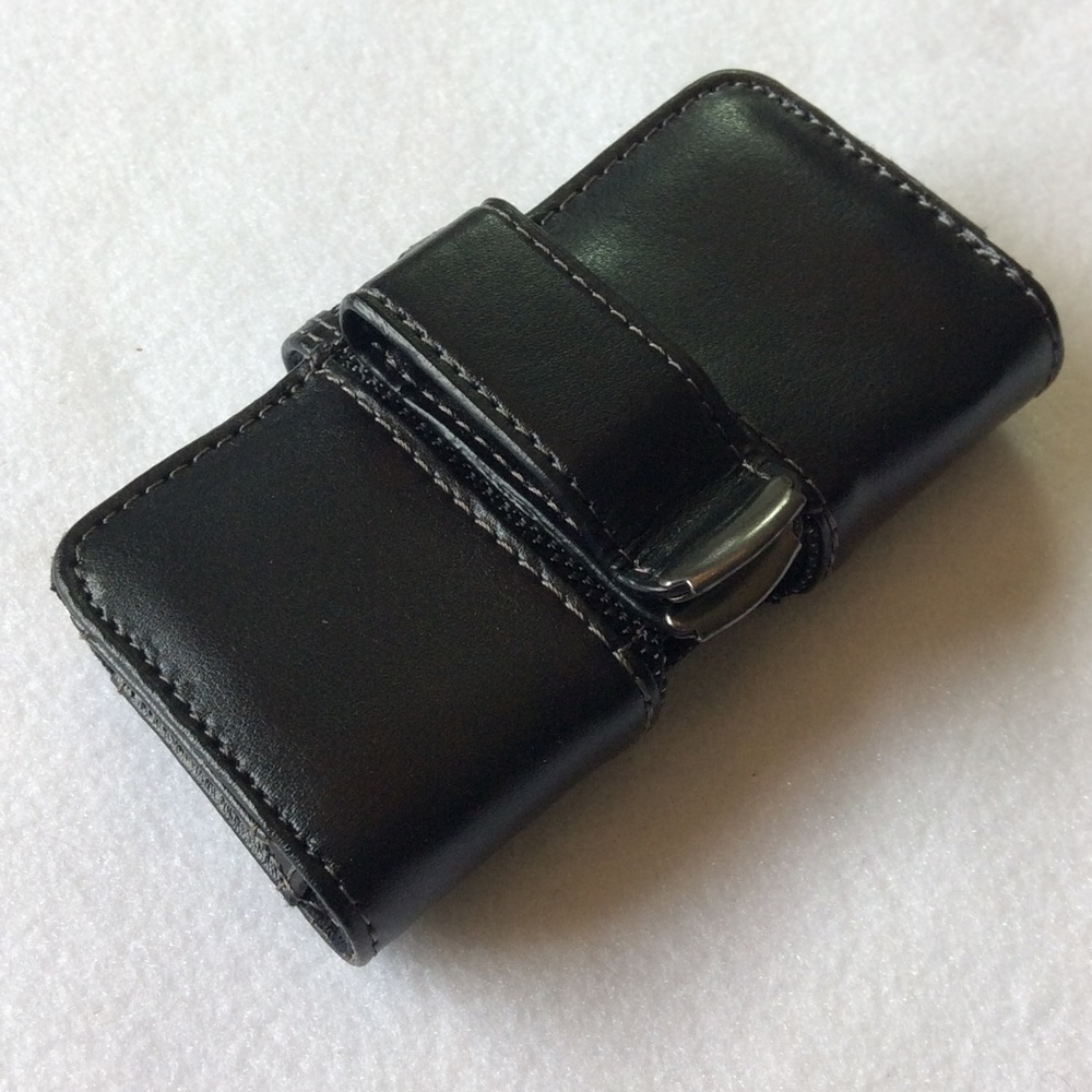 FINAL SALE PRICE Verizon Universal Leather Phone Pouch - Picture 3 of 3