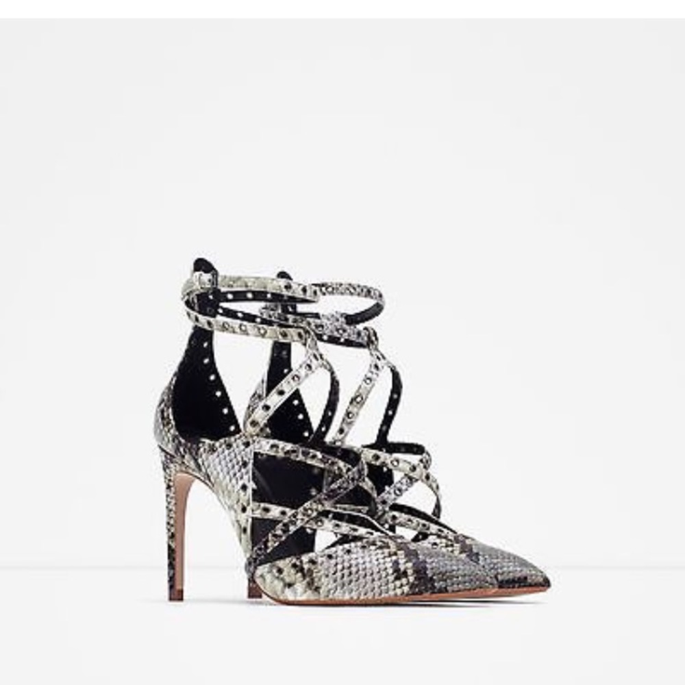 NWT GORGEOUS ZARA SNAKESKIN STRAPPY HEELS!!