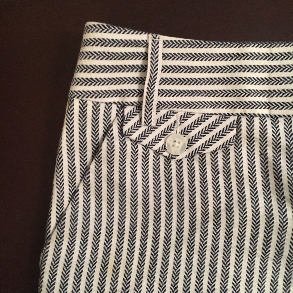 Express Patterned Shorts - image 4