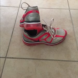 Nike air max tennis shoes