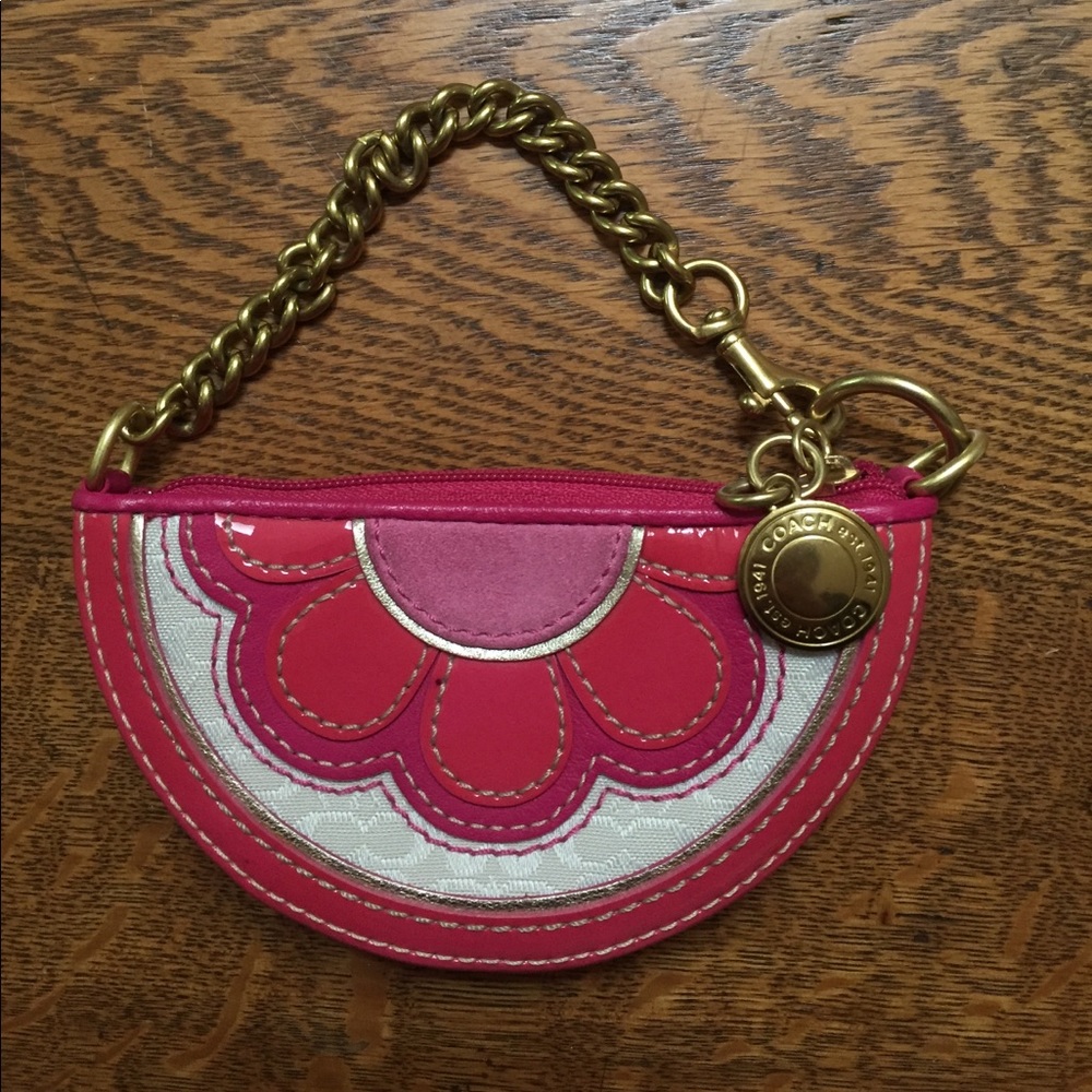 Adorable Coach Little Wallet/Clutch
